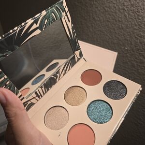 NEW Dose of Colors x iluvsarahii Eyeshadow Palette 6 Colors Mirror Metallic